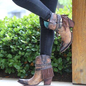 AWESOME! Corral Cowgirl Cognac Fringe Buckle Studs Ankle Boots 8